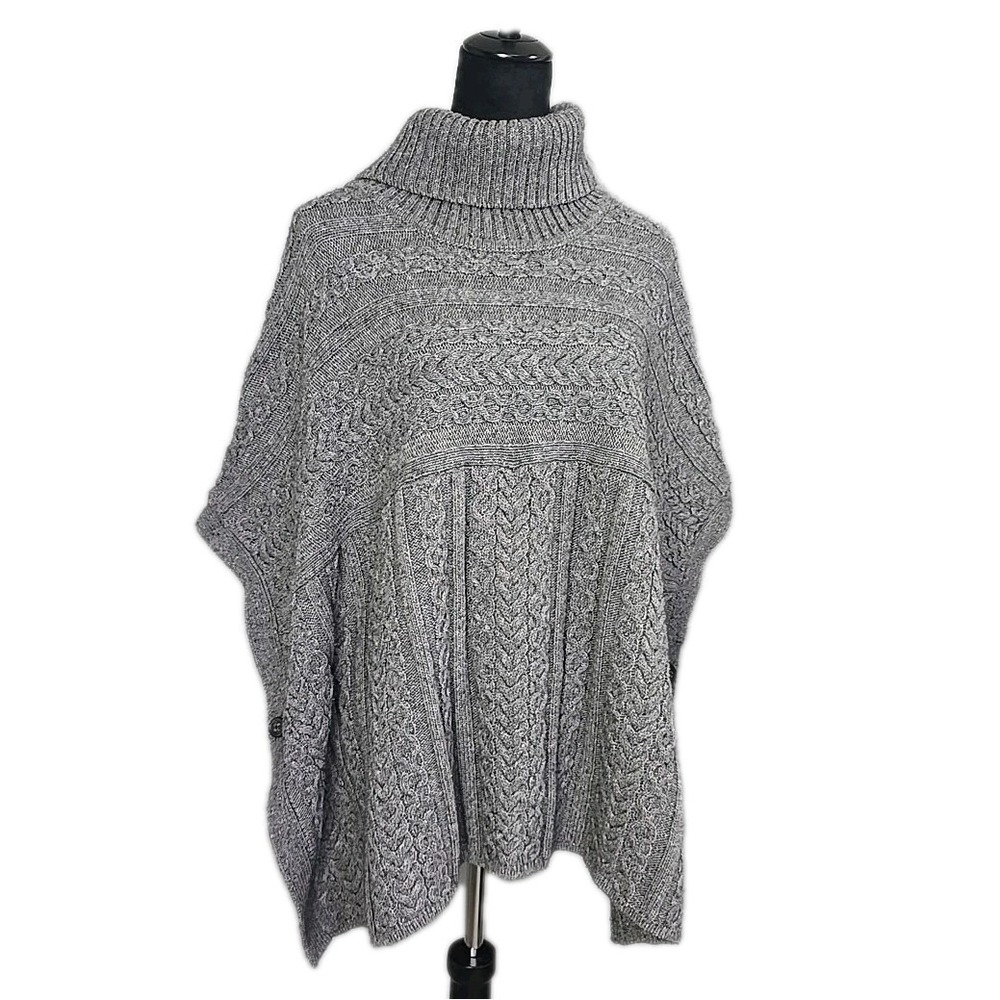 Classiques Entier Women's Yak Wool Blend Cable Knit Poncho M/L Grey Fisherman